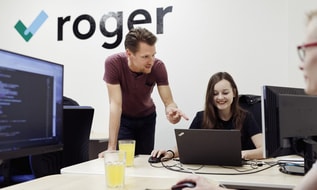 QCSPAF50K7GYroger-office-illustr2-web-06153433619667.jpg
