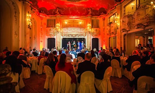 I6L0SPEC32M0mozart-dinner-prague-applause-web149804357863.jpg