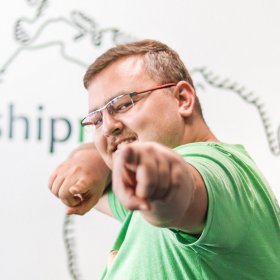 Dan Holubář